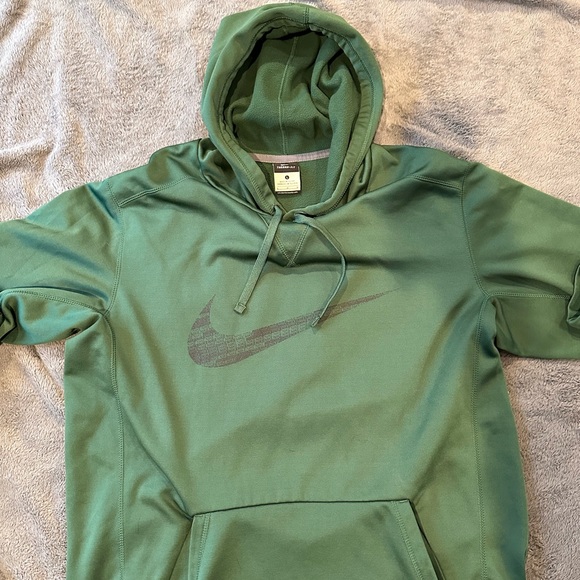 Men’s Nike Therma Fit Pullover Hoodie - Picture 1 of 4
